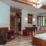Hotell Kahrmuehle 3*