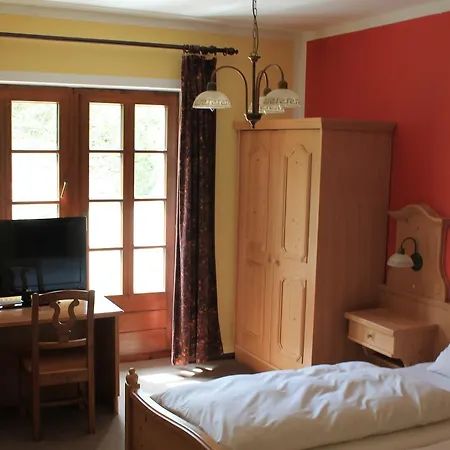 Hotell Kahrmuehle 3*