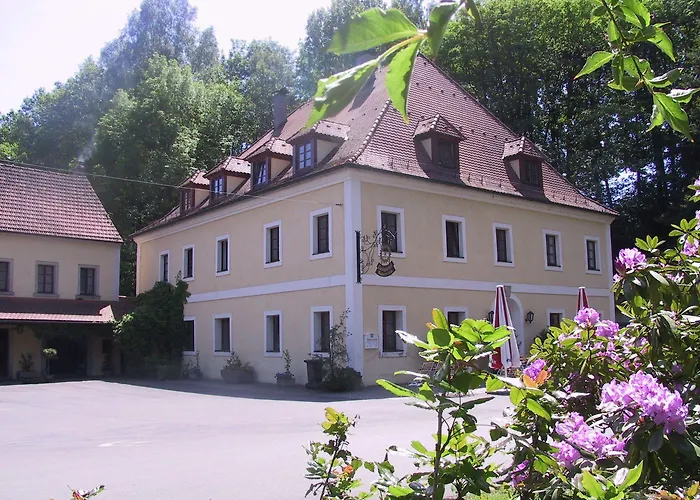 Landgasthof Kahrmühle Hotel 3*